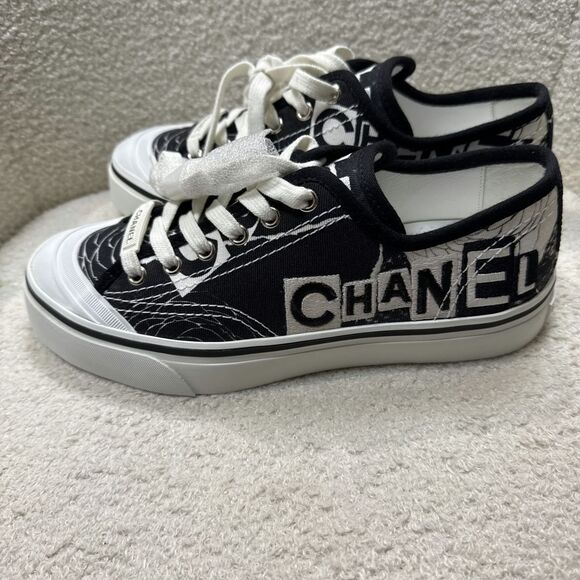 Chanel Sneakers Color White And Black Size 38 - Picture 6 of 9